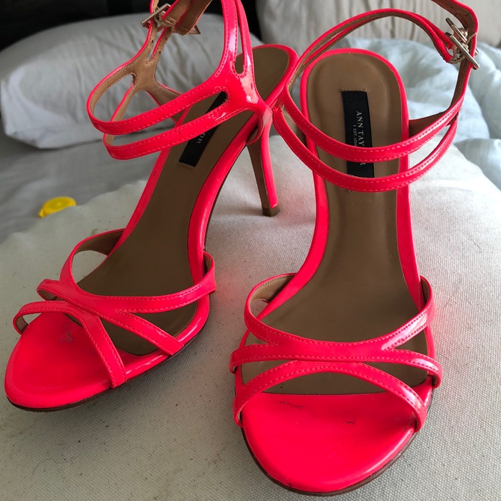 Ann Taylor neon pink strappy heel sandal